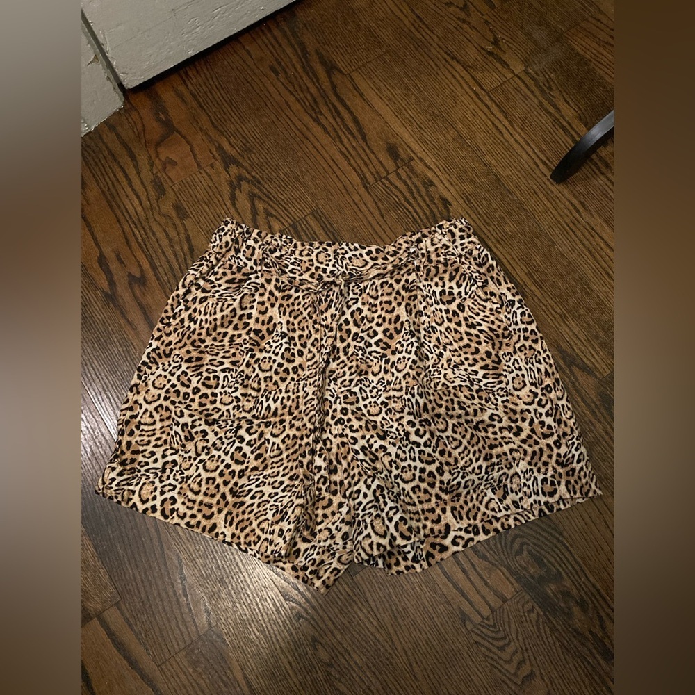 Joe Fresh woman’s linen blend leopard print Shorts